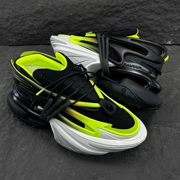 Balmain Unicorn Low-Top Platform Sneakers (Unisex) - Picture 2 of 9